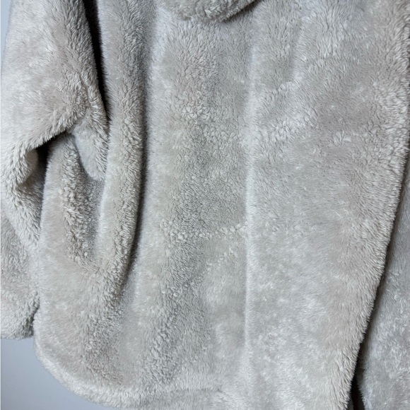 Tokyo Disney Resorts fleece hoodie grey size Medium unisex - Picture 8 of 10